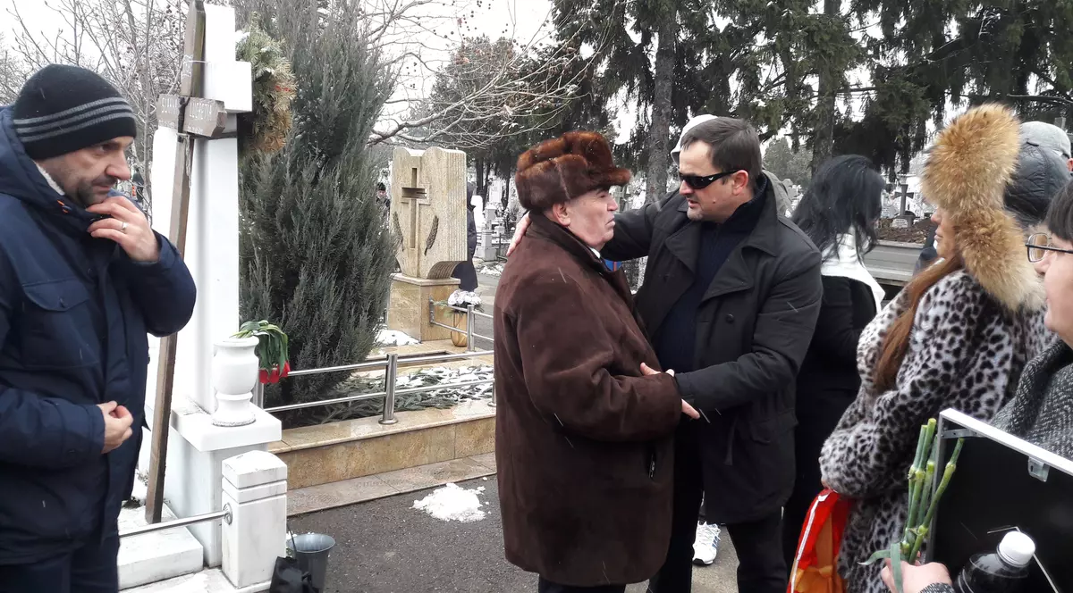 REPORTAJ / "Fata cu părul de foc", omagiată de colegi. Tatăl Mădăline Manole: "Nu m-a părăsit, este cu mine mereu"