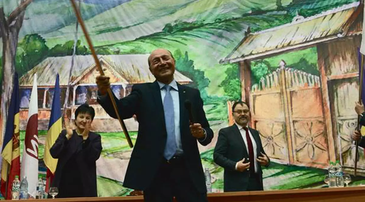 Băsescu vrea să denunțe Pactul Ribbentrop-Molotov