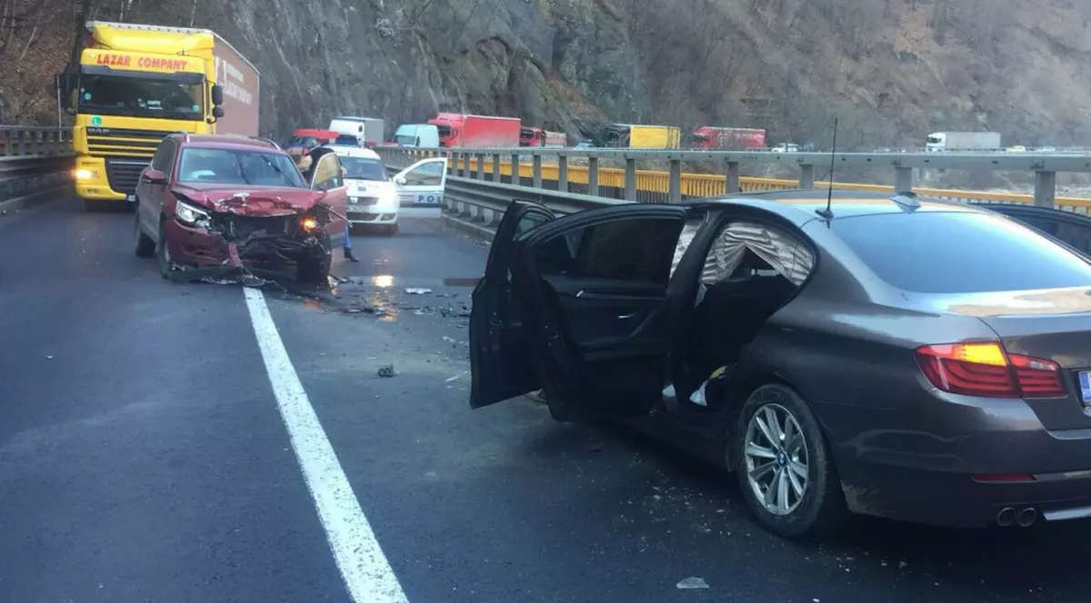 Accident pe Valea Oltului, pe viaductul de la Cârligul Mic