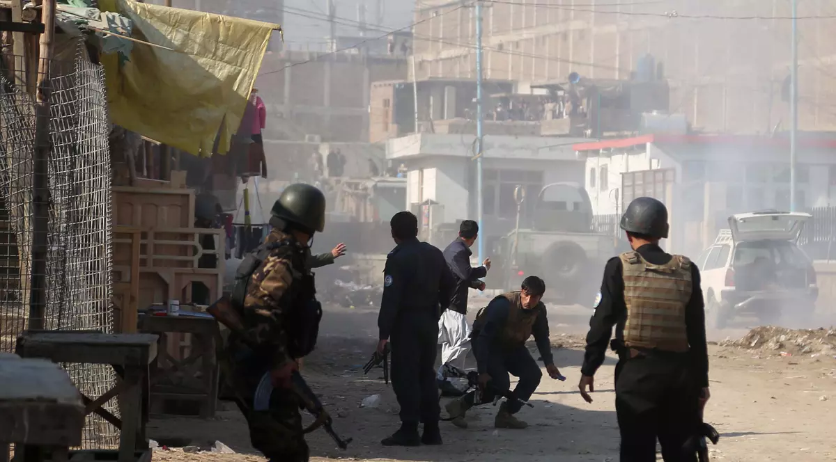 Rusia furnizează armament talibanilor din Afganistan