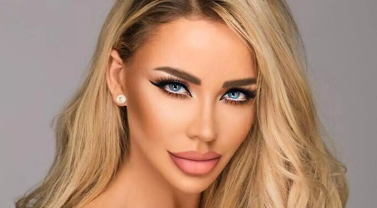 Victor Slav și Bianca Drăgușanu s-au distrat în club. Îmbrățișarea care spune tot despre relația lor