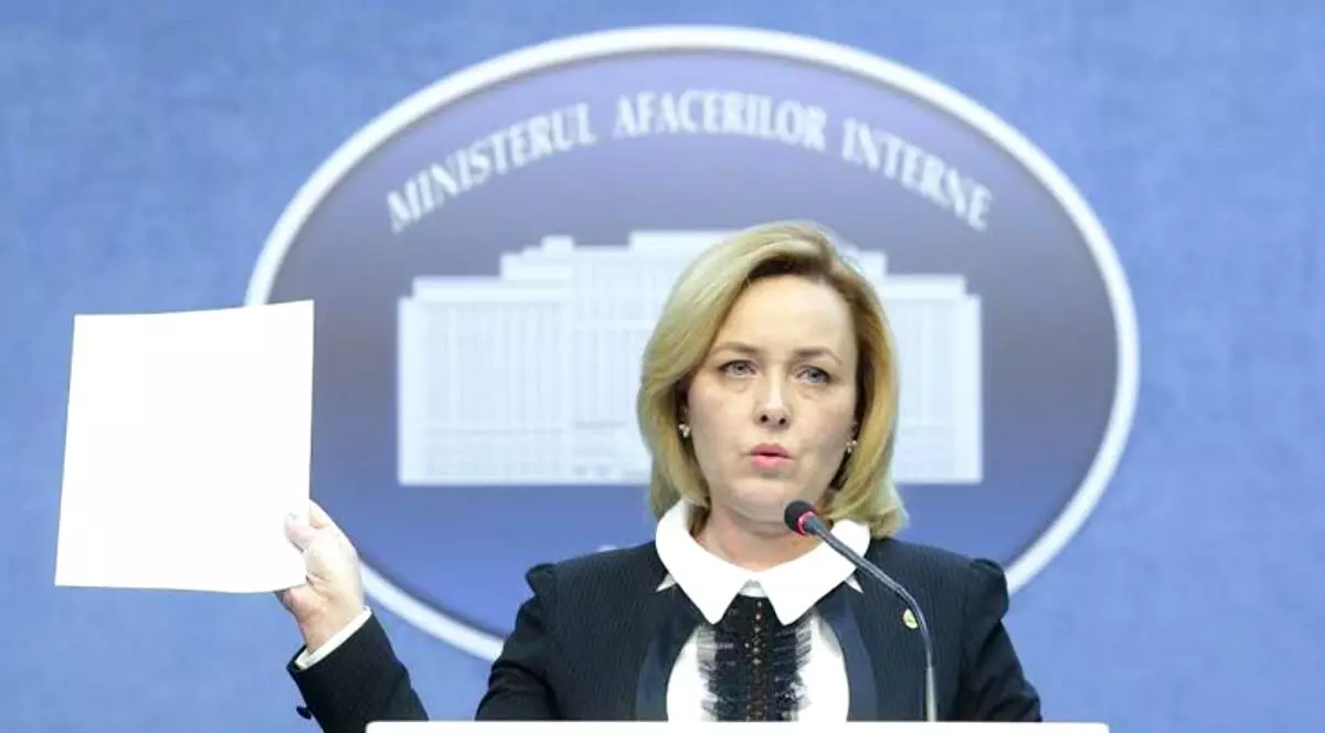 Ministrul de Interne, Carmen Dan dă raportul, luni în Parlament