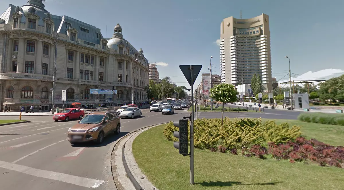 Cum arată cea mai mică garsonieră din București? Are 6 mp, dar se află la doi pași de kilometrul 0 al Capitalei