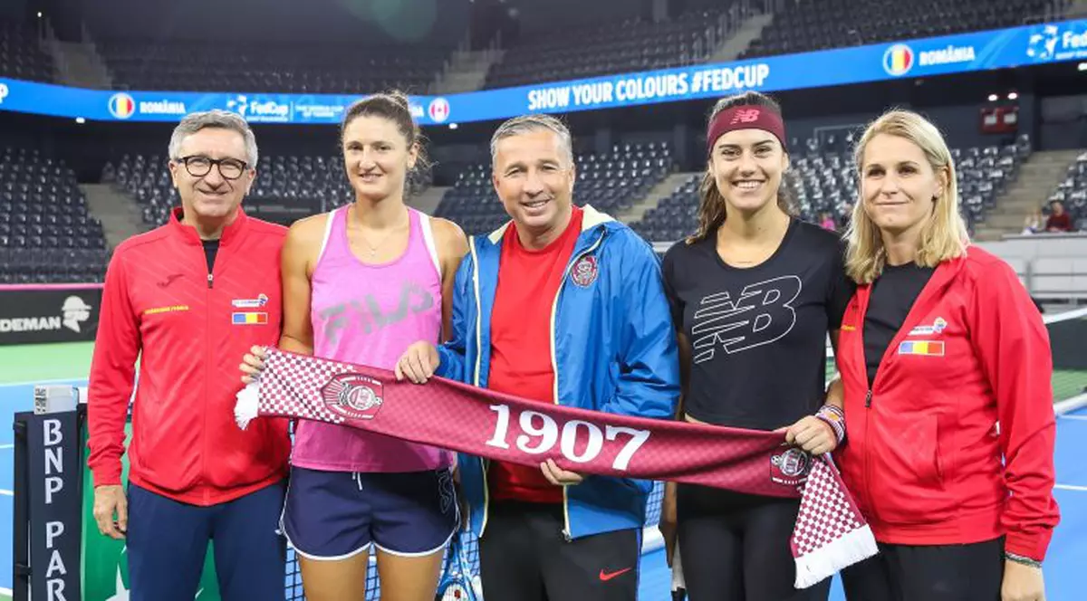 Dan Petrescu le-a încurajat pe componentele echipei României de Fed Cup