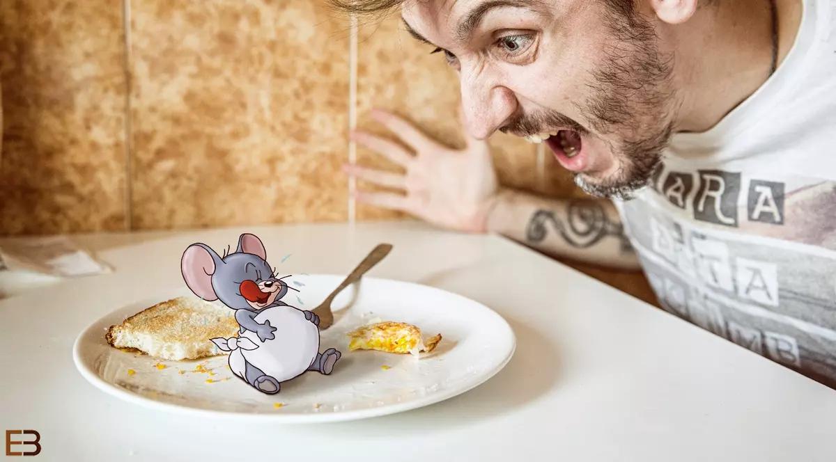 REPORTAJ: Ervin, fotograful român care își câștigă existența făcând poze în cluburi și plimbându-se în mașini de lux cu bogații Europei