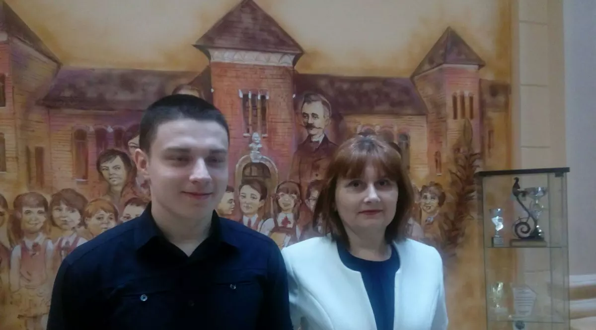 Un elev gălățean va fi premiat la Bruxelles pentru concursul "Tineri translatori"