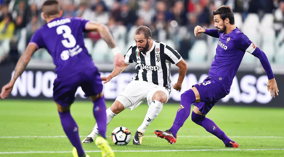 Higuain pleacă la Milan. Bonucci se întoarce la Juventus