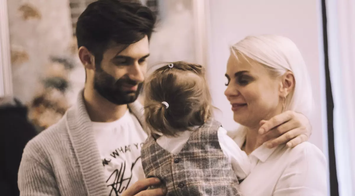 Cum a fost când Jojo și Paul Ipate i-au rupt torta Zorei. Cele mai frumoase imagini de la eveniment | FOTO