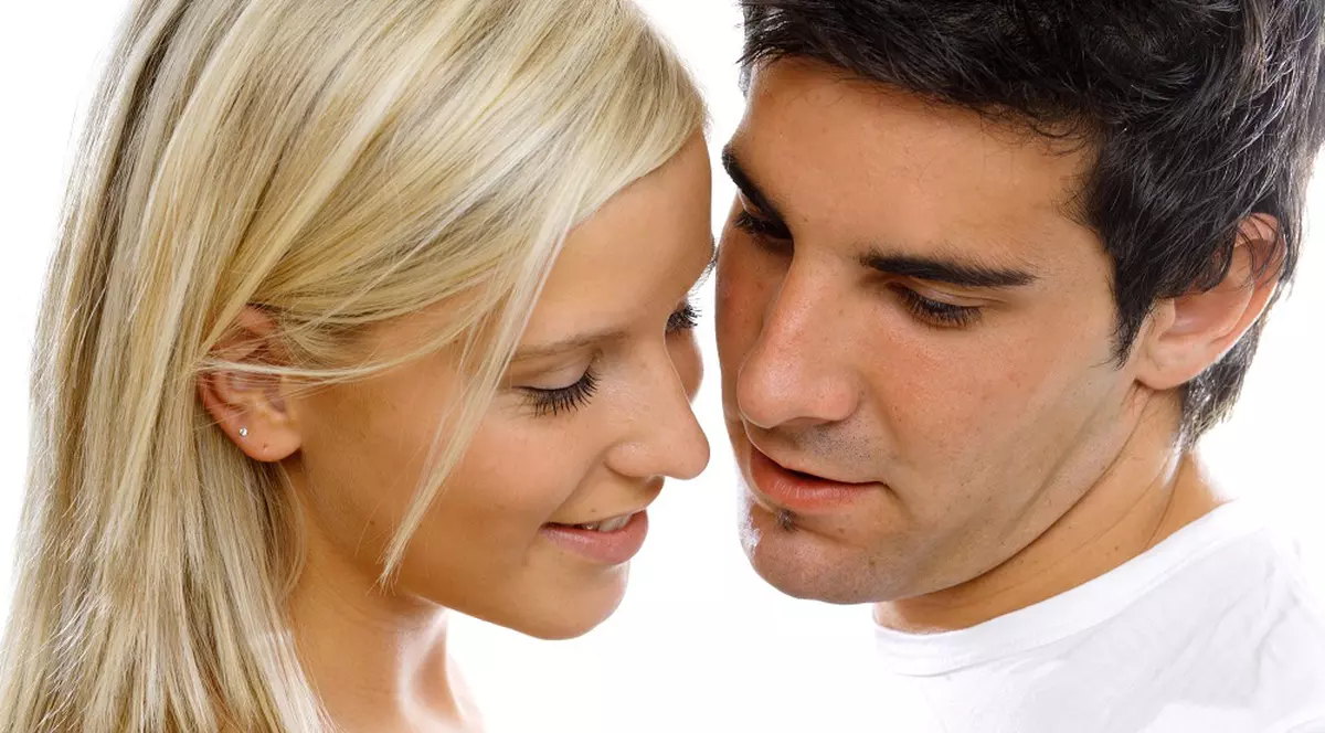 crește numărul persoanelor care se înscriu pe site-uri de dating