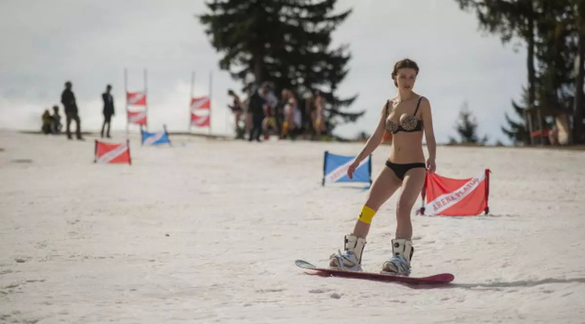 Miss Bikini se ține 4 martie la Păltiniș