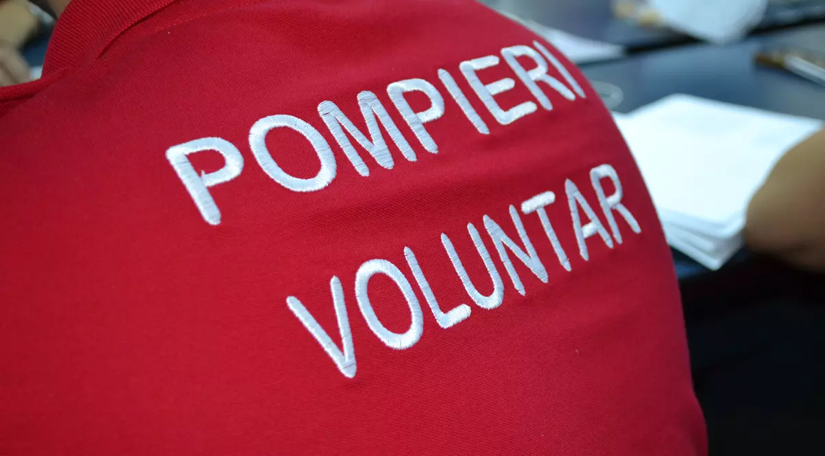 Cum îmbini utilul cu plăcutul pentru un CV bun: voluntar angajat