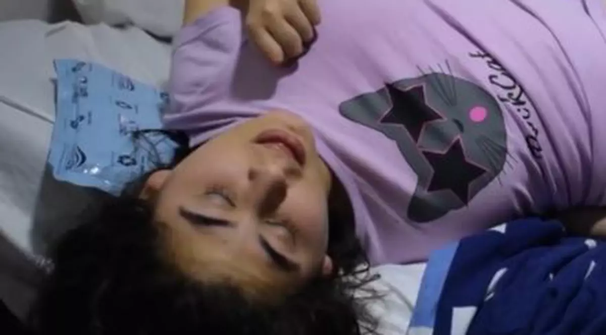 VIDEO | O adolescentă care suferă de o boală misterioasă cere în instanță dreptul să moară: Te implor, nu mai suport să trăiesc în acest trup
