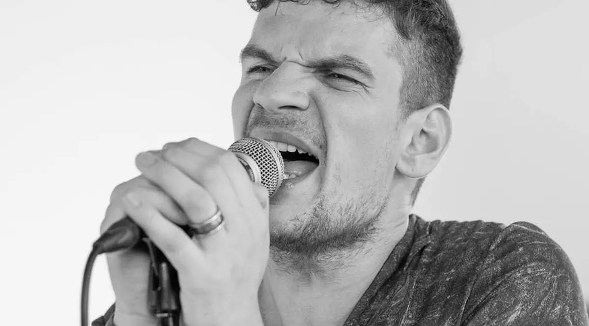 Tudor Chirilă face dezvăluiri incredibile despre începuturile sale în muzică. Ioan Gyuri Pascu i-a produs primul album
