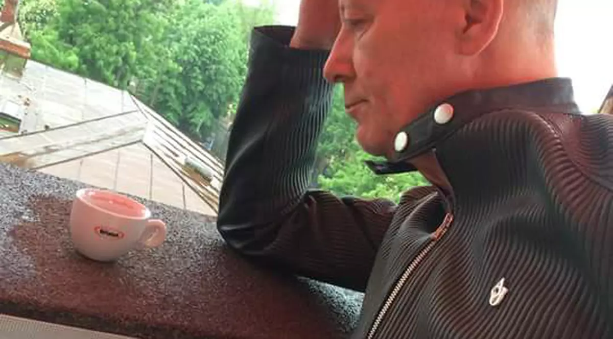 Moment unic cu Andrei Gheorghe. S-a întâmplat în 2015, când jurnalistul le-a adus pizza procurorilor DNA