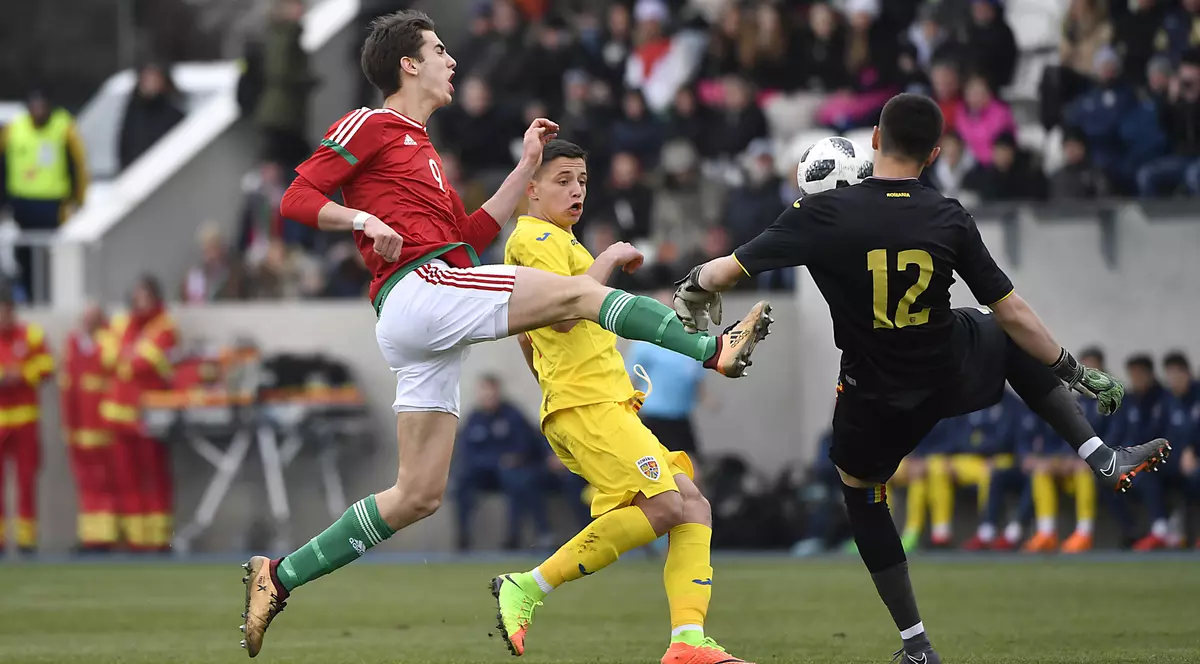Turul de Elită U17: România - Slovenia 1-2. Tricolorii au jucat o repriză în 10. Eșecuri pe linie la turneul din Ungaria / VIDEO