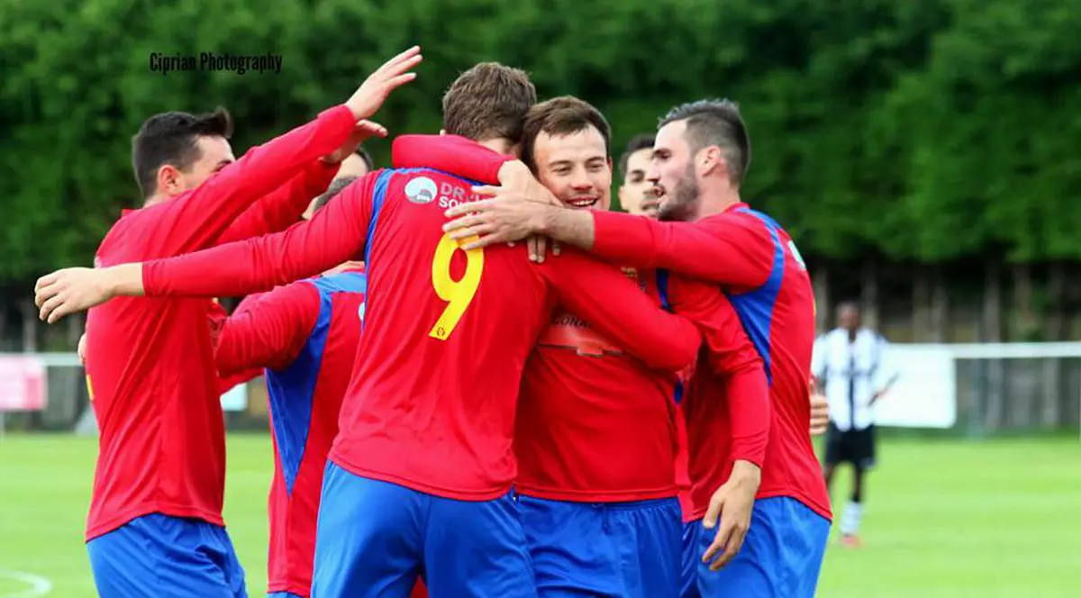 Și FC Romania a atras atenția presei internaționale. La un pas de promovare în liga a opta din Anglia!