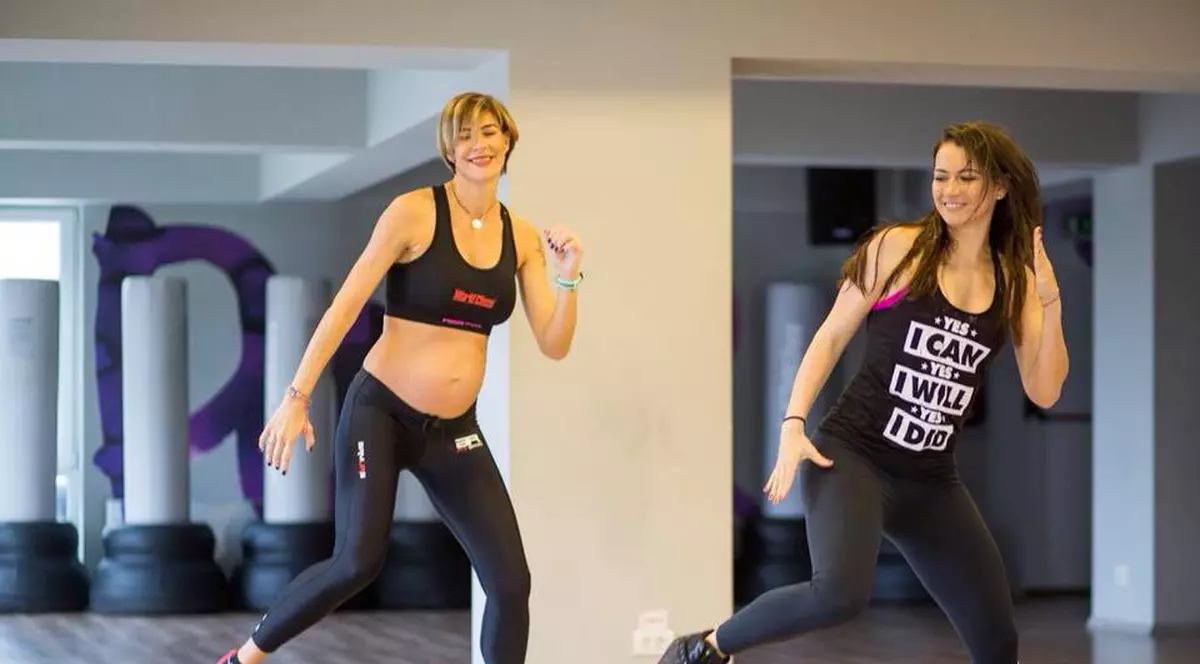 Roxana Ciuhulescu gravida