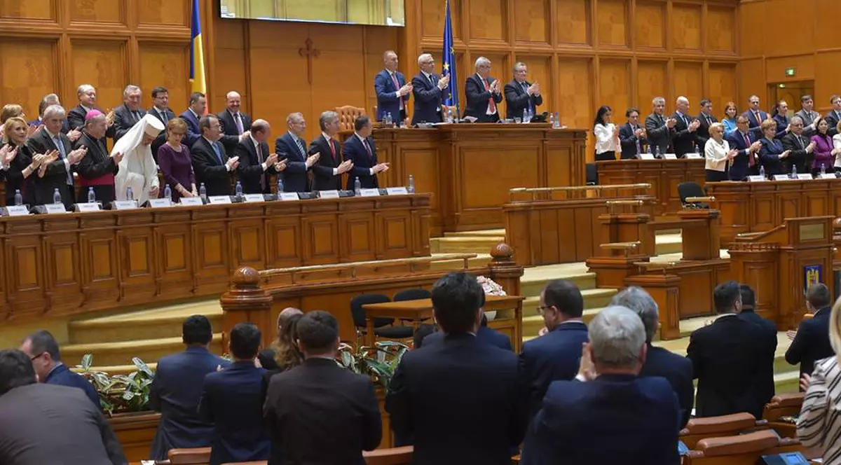Ședință solemnă a Parlamentului