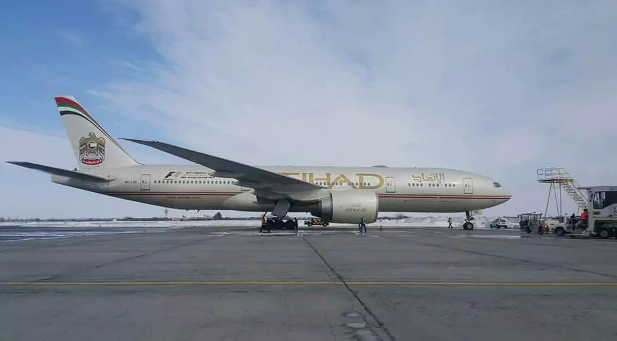 Aterizare de urgență pe Aeroportul Henri Coandă. O pasageră a suferit un infarct