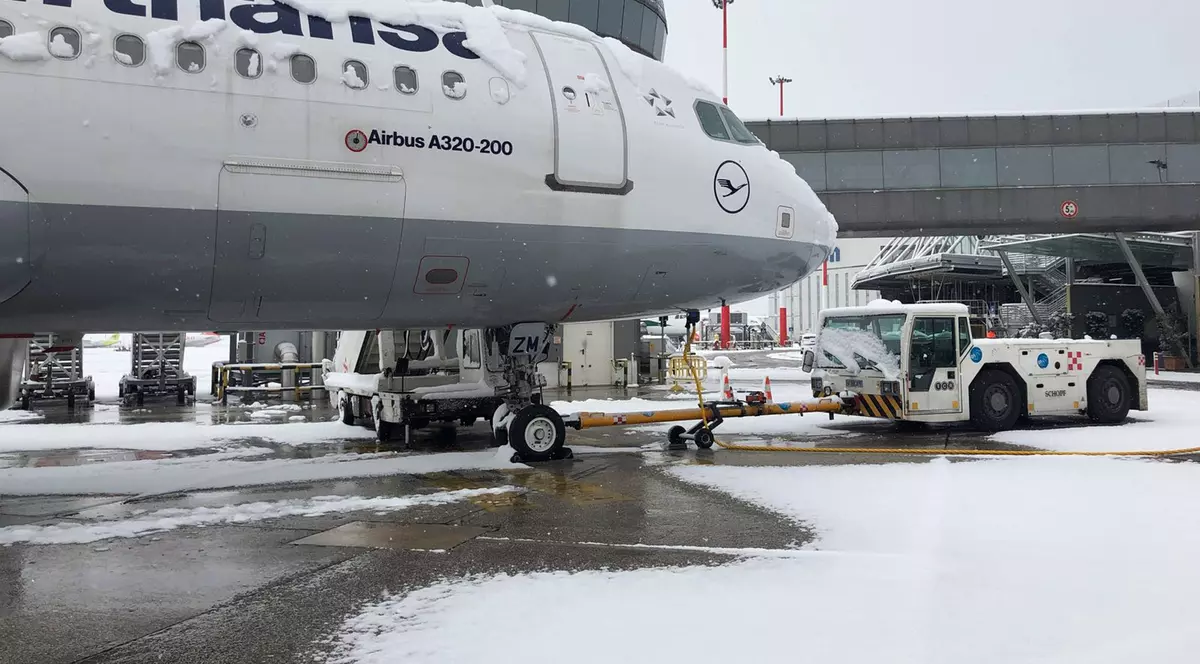 Au furat 5 milioane de dolari dintr-un avion Lufthansa. Jaful a durat doar șase minute