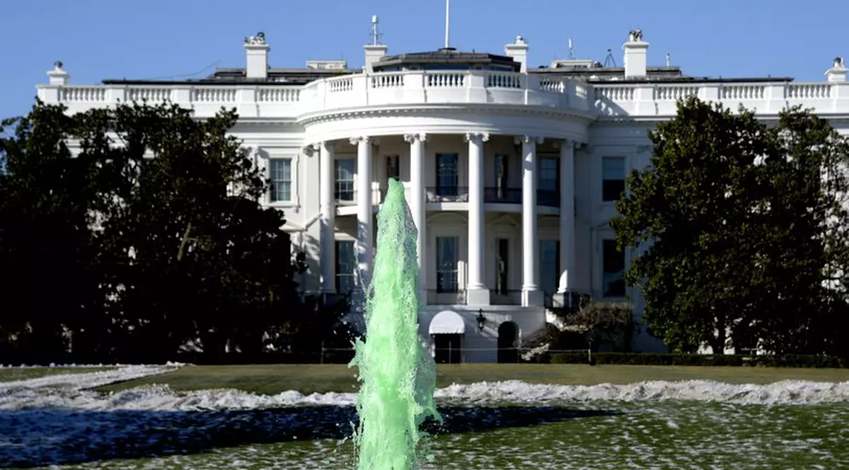 Focuri de armă, în apropierea Casei Albe