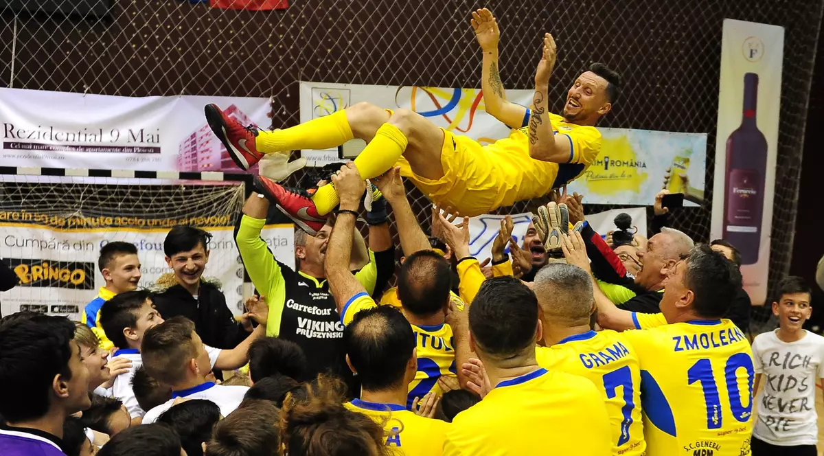 Retragerea lui Daniel Chiriță, de vis! Turneul de old-boys, câștigat de Petrolul! Lupescu și Doroftei, pe teren / FOTO&VIDEO