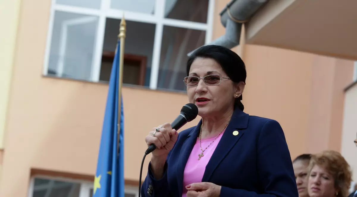 Ecaterina Andronescu