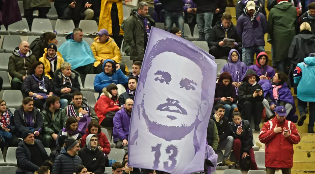 Lacrimi pentru Davide Astori