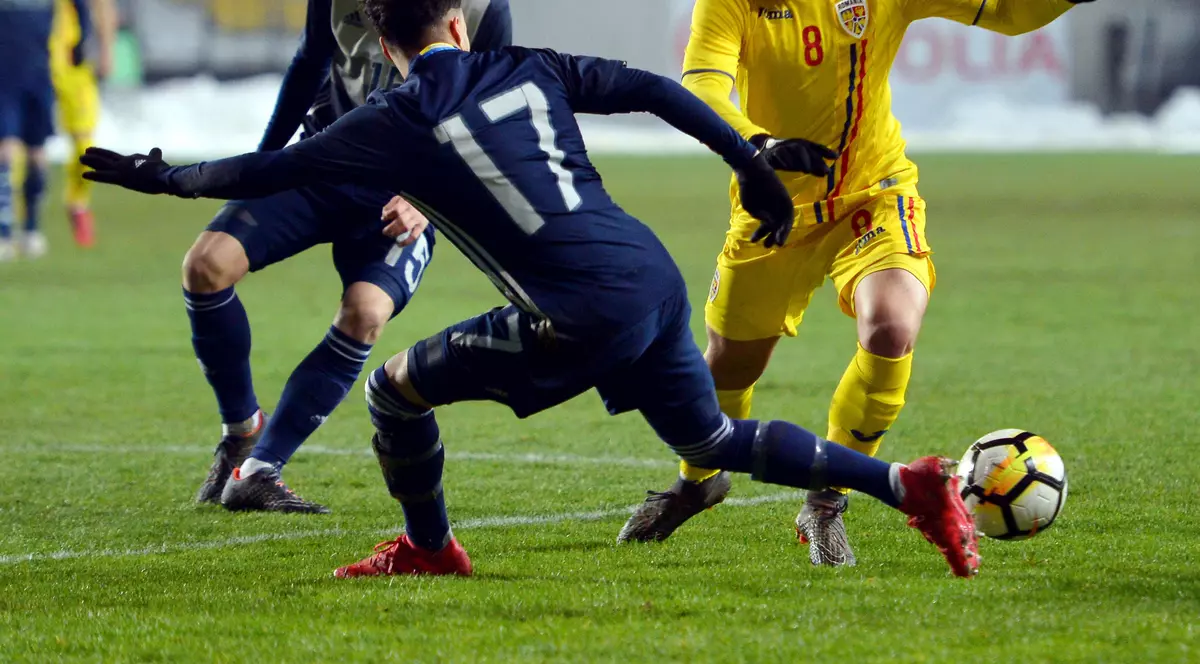 Olimpiu Morutan in meciul de fotbal dintre reprezentativele U19 ale Romaniei si Suediei, contand pentru Turneul de Elita, desfasurat pe stadionul Ilie Oana din Ploiesti, sambata 24 martie 2018. © FOTO Razvan Pasarica/SPORT PICTURES