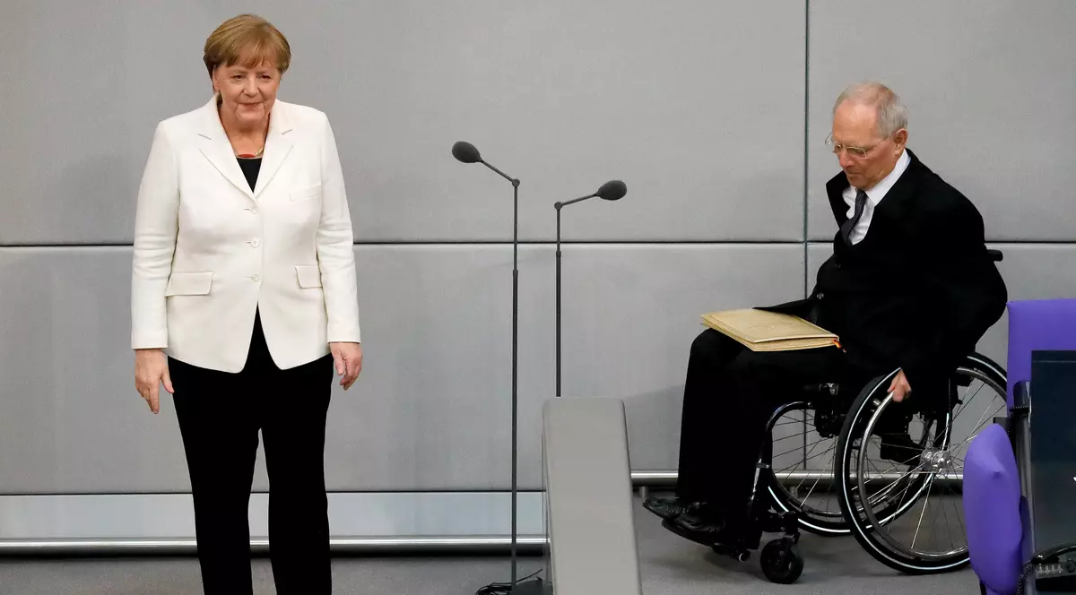 Angela Merkel a începe al patrulea mandat de cancelar