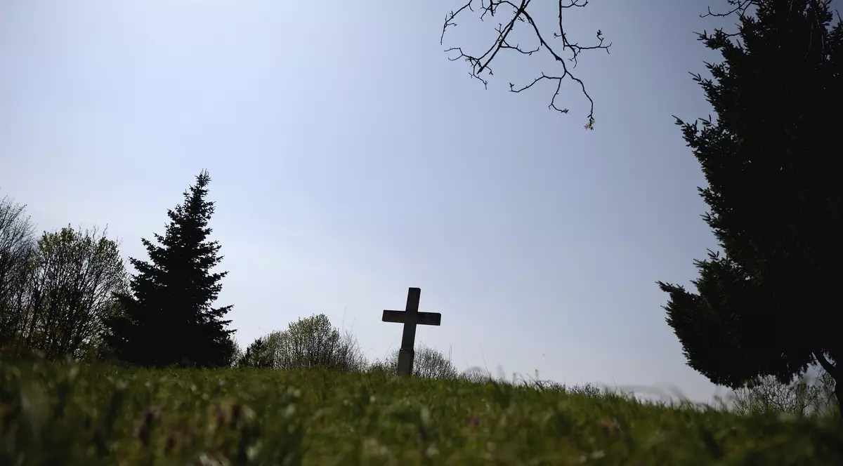 mormântul unei femei din Evul Mediu care a născut după moarte