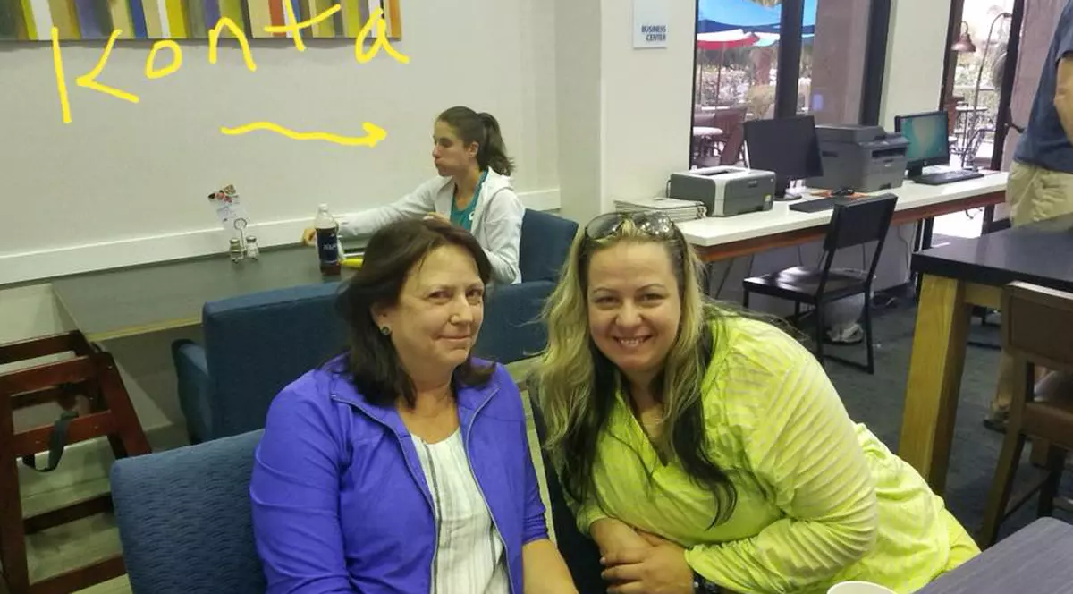 Brigitte Ildiko Duckadam, fiica lui Helmuth Duckadam, vânează vedete la Indian Wells. Nu doar Nadia Comăneci, cea mai mare gimnastă a lumii din toate timpurile, se află la competiția cu premii totale de 7.972.535 dolari