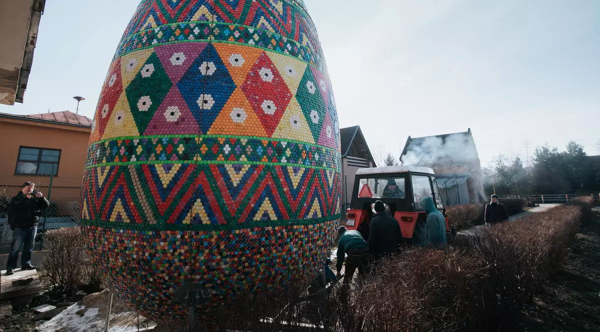 cel mai mare ou de Paște din lume