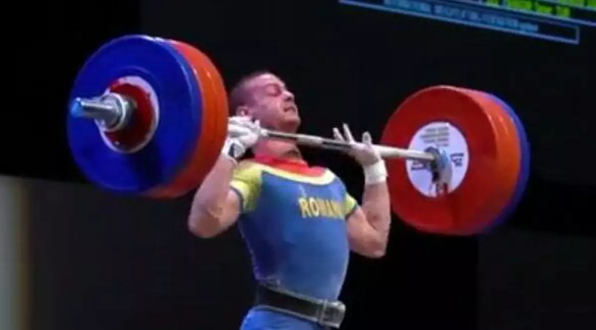 Paul Dumitraşcu, medalie de argint la Campionatele Europenele de haltere de la Izvorani