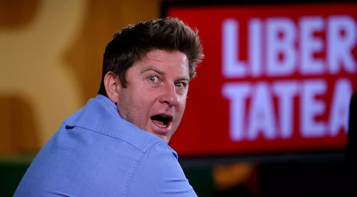 Câți bani ia Pavel Bartoș de la TV. Venituri deloc de neglijat