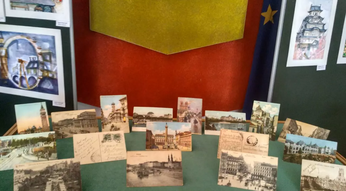 Cum își dădeau românii "check-in” și „like” acum 100 de ani