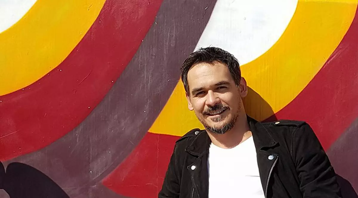 Răzvan Simion a rămas cu buza în mână. "Asta e singura mea operație estetică"