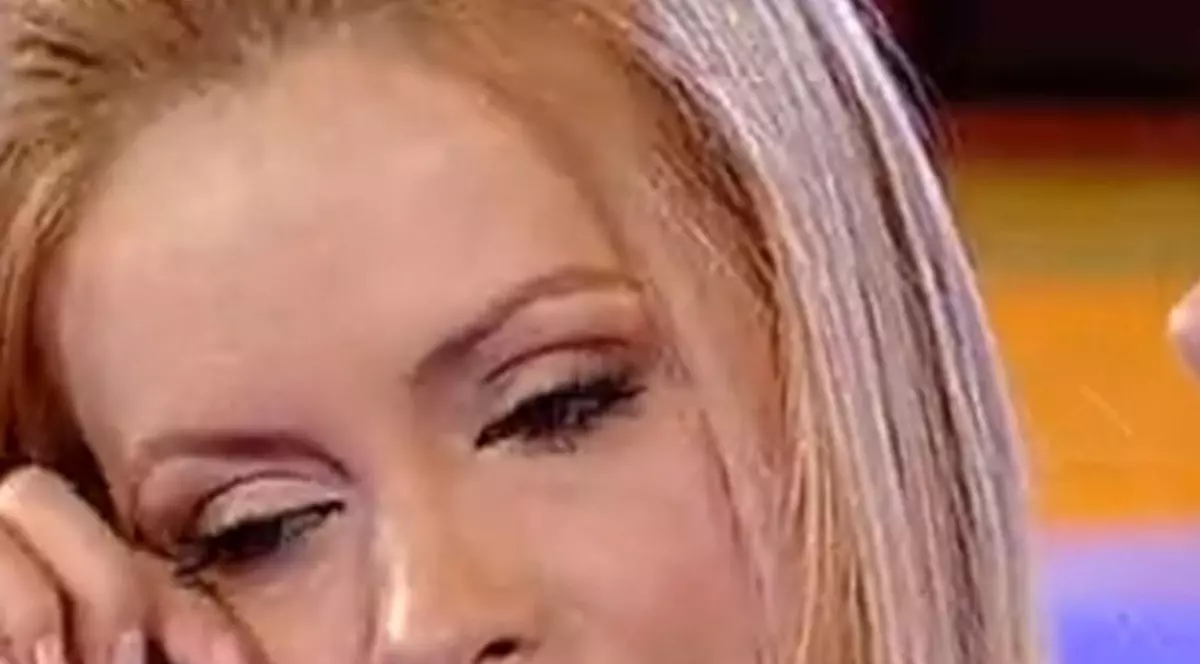 Simona Gherghe s-a operat. "Până se vindecă, o să mă vedeți cu eșarfe"