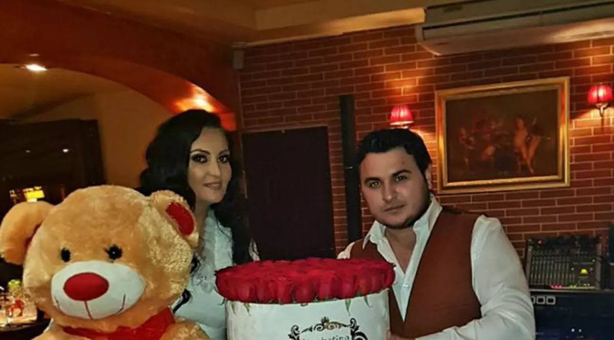 EXCLUSIV/Sorinel Copilul de Aur face trafic pe internet. I-a ”rupt turta” fiicei sale pe Youtube