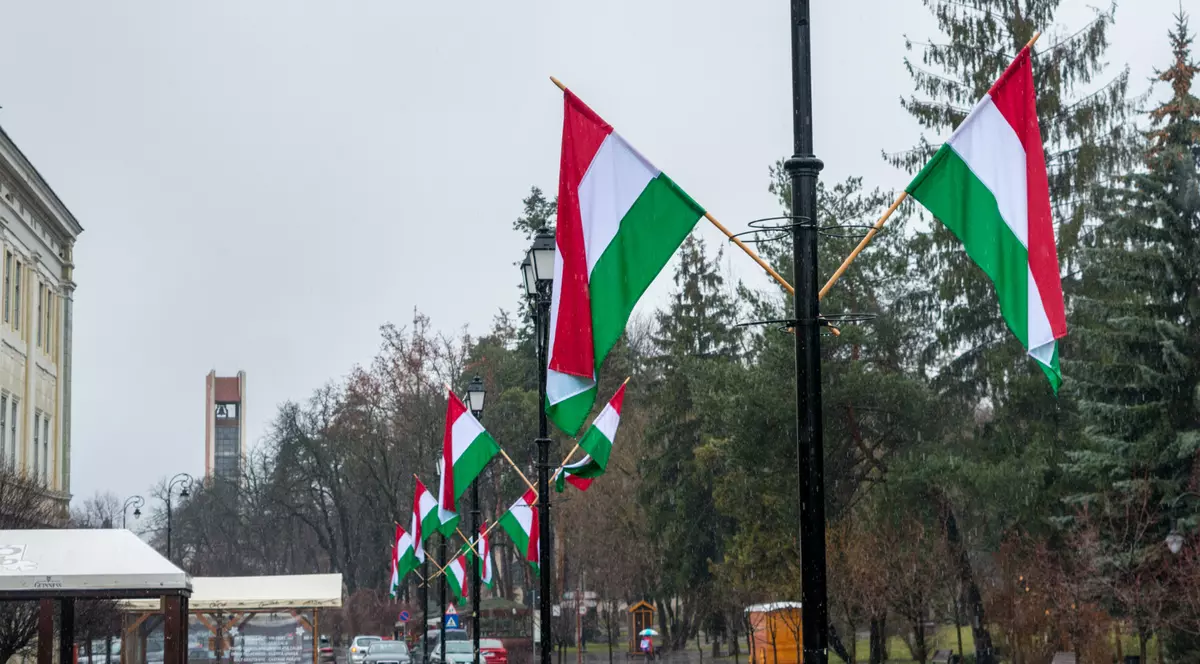 Străzile din Sfântu Gheorghe, decorate cu steagul Ungariei