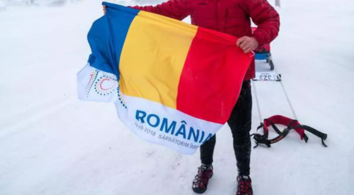 Tibi Ușeriu se pregătește pentru Ultramaratonul Everestului. Sportivul a fluturat tricolorul României