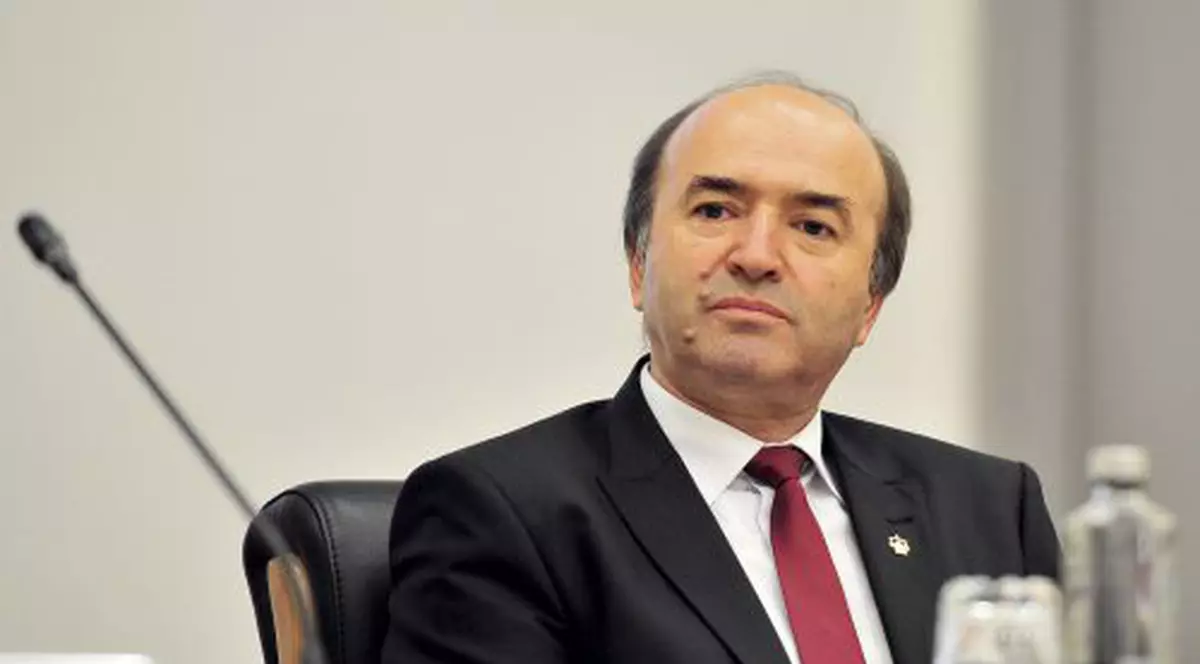 Tudorel Toader, despre recursul compensatoriu: Proiectul de lege a fost iniţiat de guvernarea anterioară