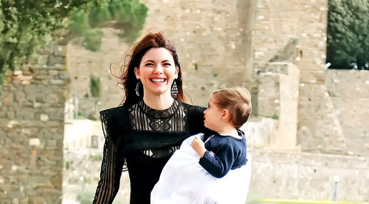 Cine este noul iubit al Ancăi Lungu. Vedeta se va muta în Grecia alături de acesta