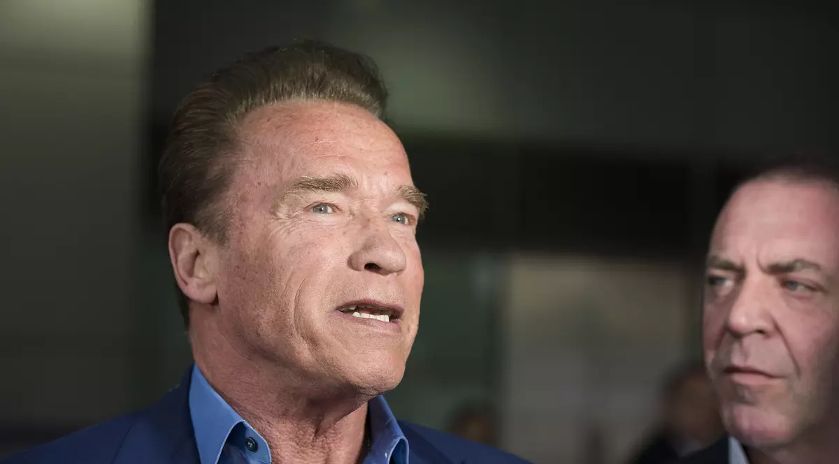 Mesajul lui Arnold Schwarzenegger după operația pe cord deschis
