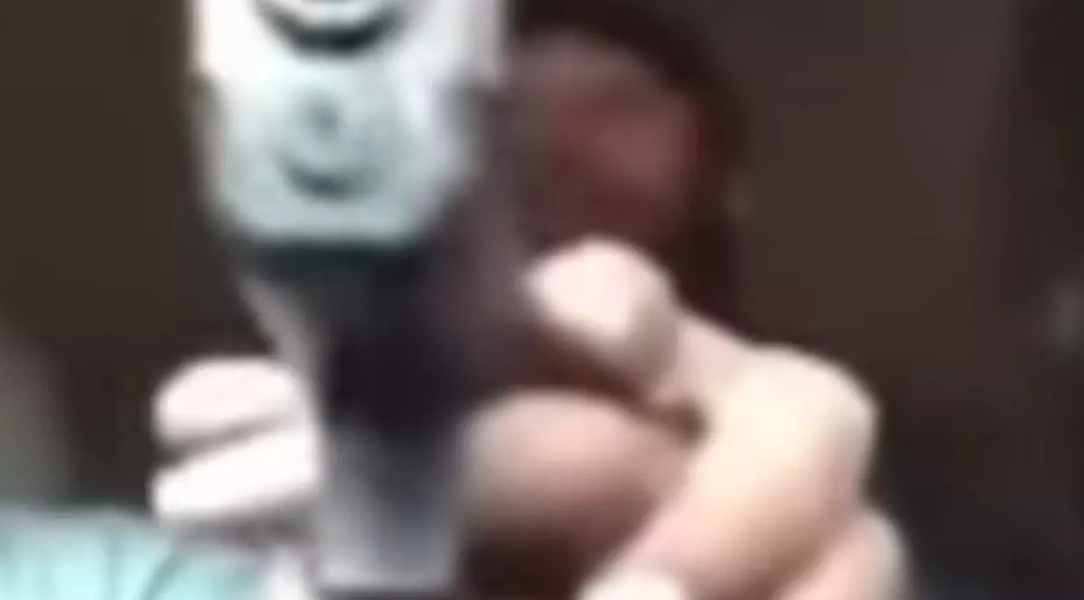 Tânăr împușcat de 6 ori cu un pistol cu bile, în județul Sibiu