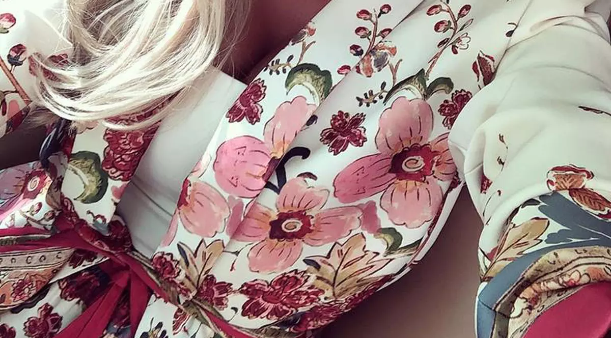 Ipostaza în care s-a fotografiat Bianca Drăgușanu. "O poză pitzi"