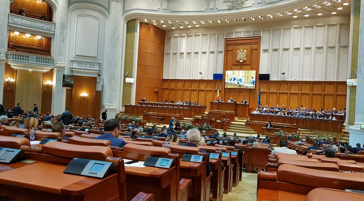 Inițiative inedite în Parlament
