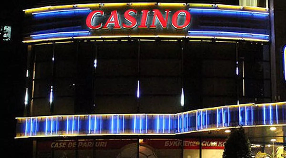 Un timișorean a intrat cu sabia în cazinou, după ce și-a pierdut banii