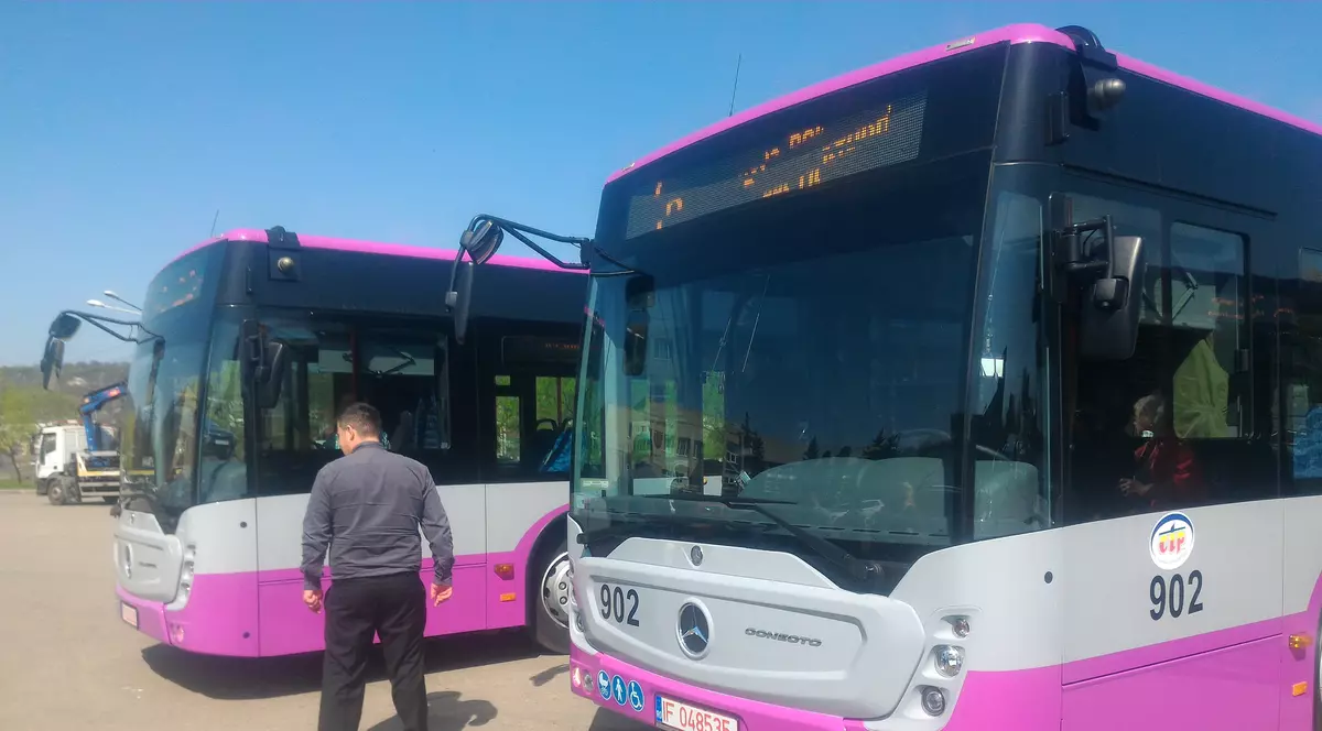 Autobuze cu wifi, camere video şi sistem audio de informare a nevăzătorilor în staţii, la Cluj