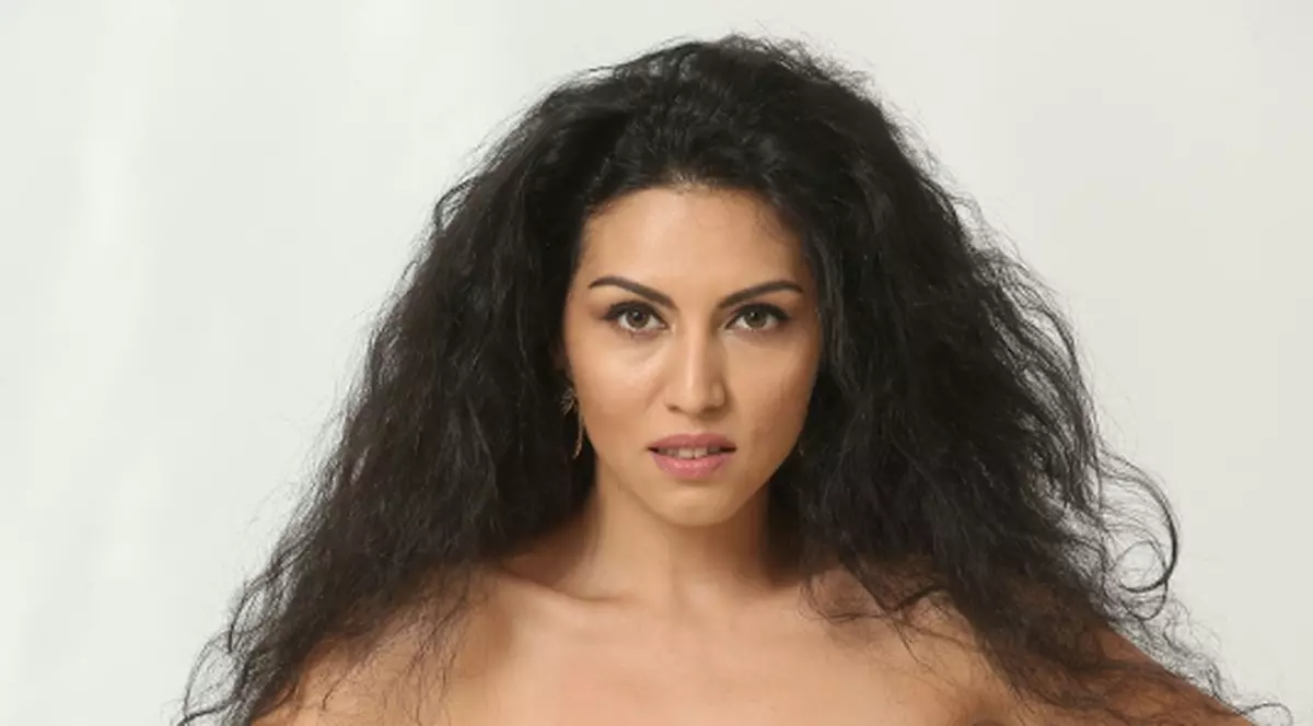 Doinița Oancea, cerută în căsătorie. Se întâmplă în “Fructul oprit” | FOTO